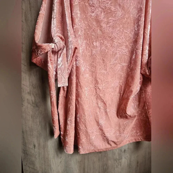 Maeve Anthropologie Velvet Blush Pink Open Shoulder Bow Top Size Medium Women's - Picture 7 of 9